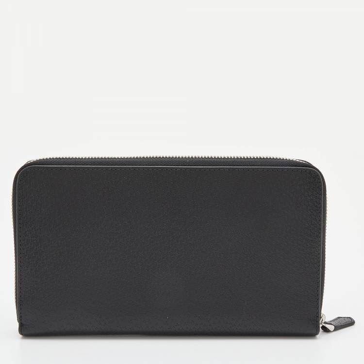 مملوكة مسبقًا Bally Black Leather Zip Around Wallet