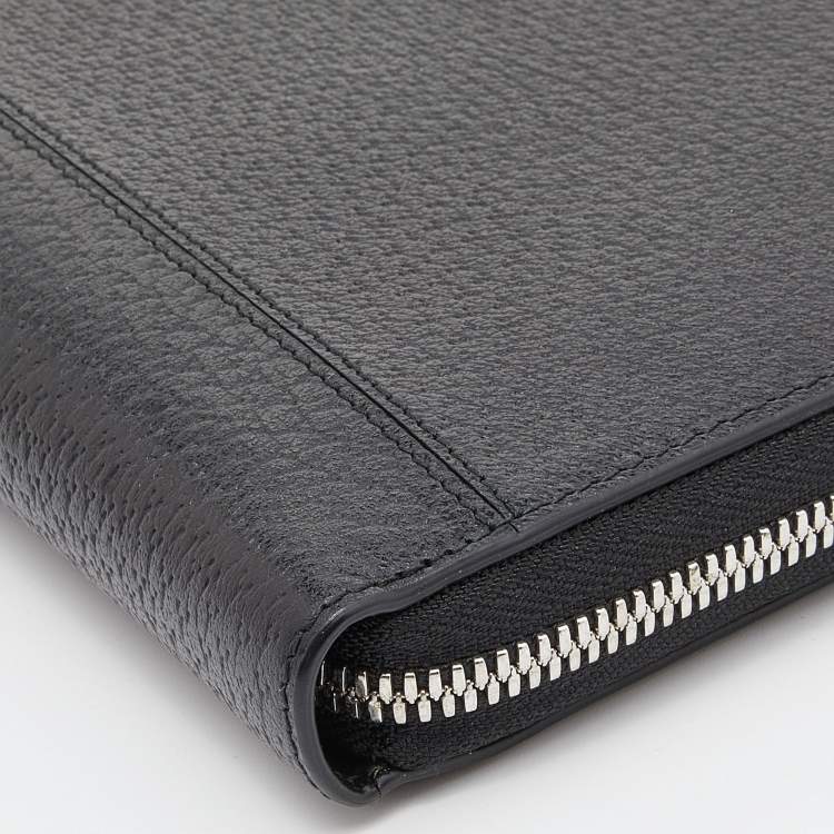 مملوكة مسبقًا Bally Black Leather Zip Around Wallet