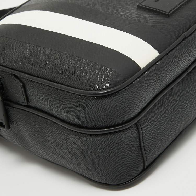 Pre Owned Bally Black Leather Serbet Messenger Bag 