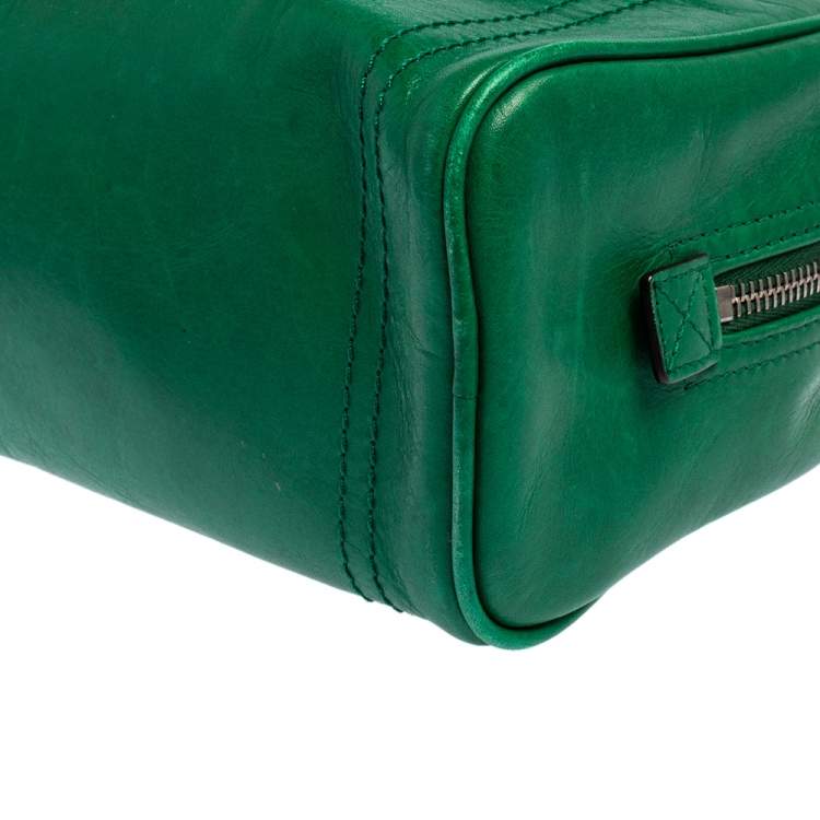 Pre Owned Bally Green Leather Takimo Toiletry Pouch