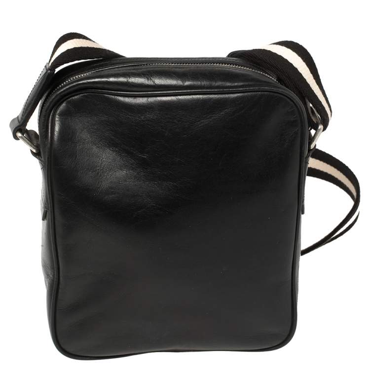 Pre Owned Bally Black Leather Front Pocket Messenger Bag