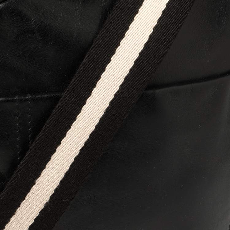 Pre Owned Bally Black Leather Front Pocket Messenger Bag
