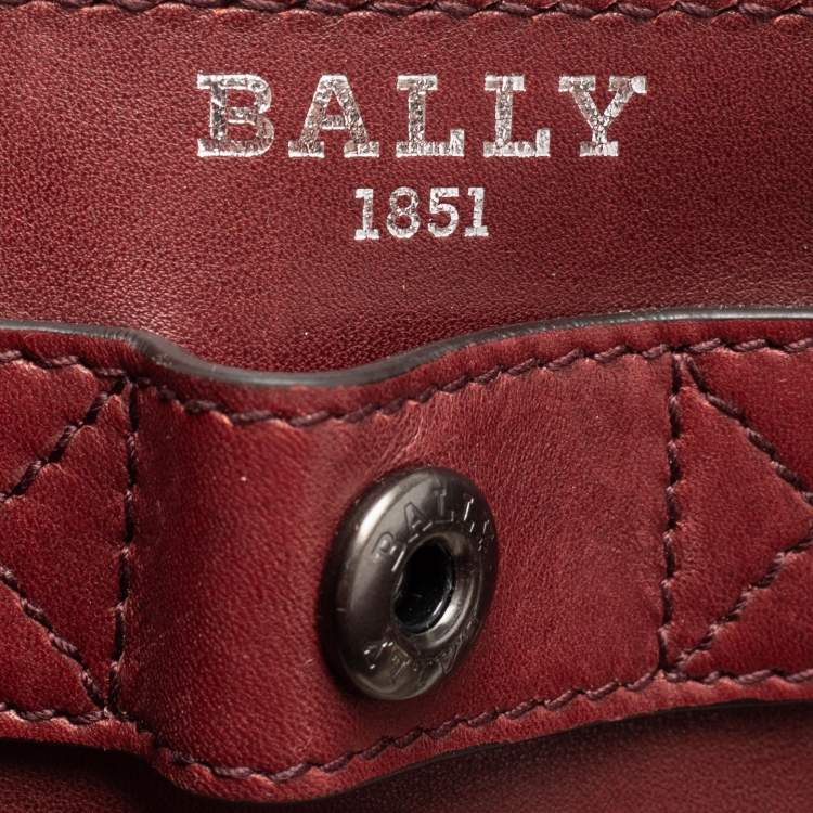 Pre Owned Bally Burgundy Leather Cloy Drawstring Bucket Bag