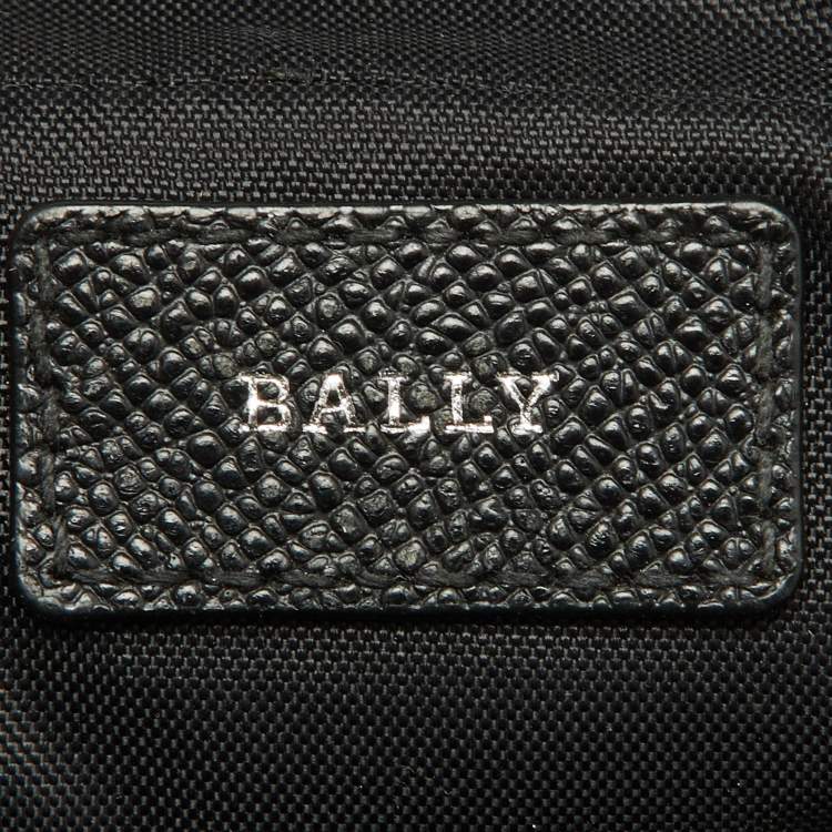 Pre Owned Bally Black Leather Takimo Pouch