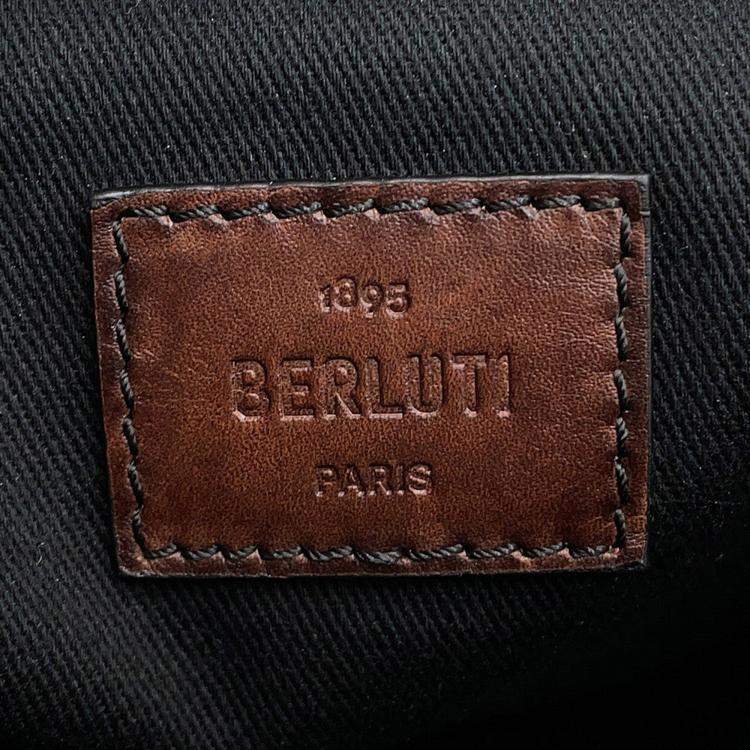 مملوكة مسبقًا حقيبة سفر برلوتي توقيع بطريقتين جلد أسود