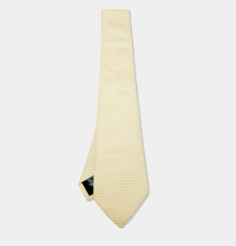 Pre Owned Boss By Hugo Boss Yellow Striped Silk Tie