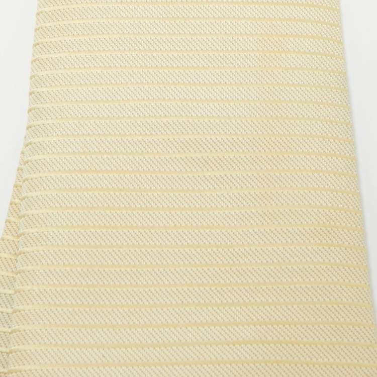 Pre Owned Boss By Hugo Boss Yellow Striped Silk Tie