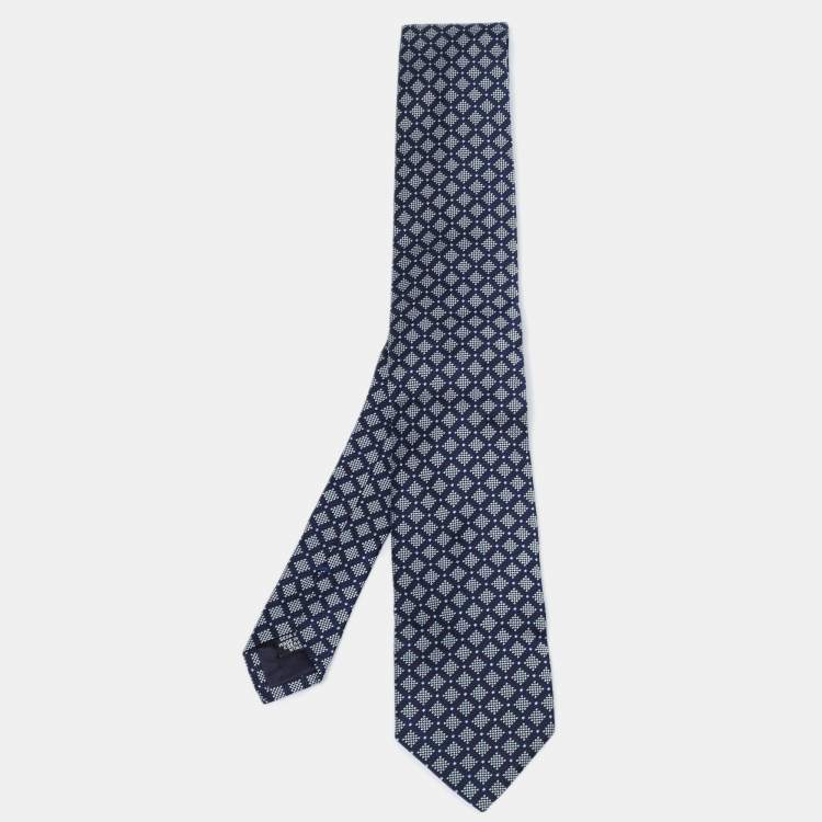 Pre Owned Boss by Hugo Boss Navy Blue Water Repellent Silk Tie