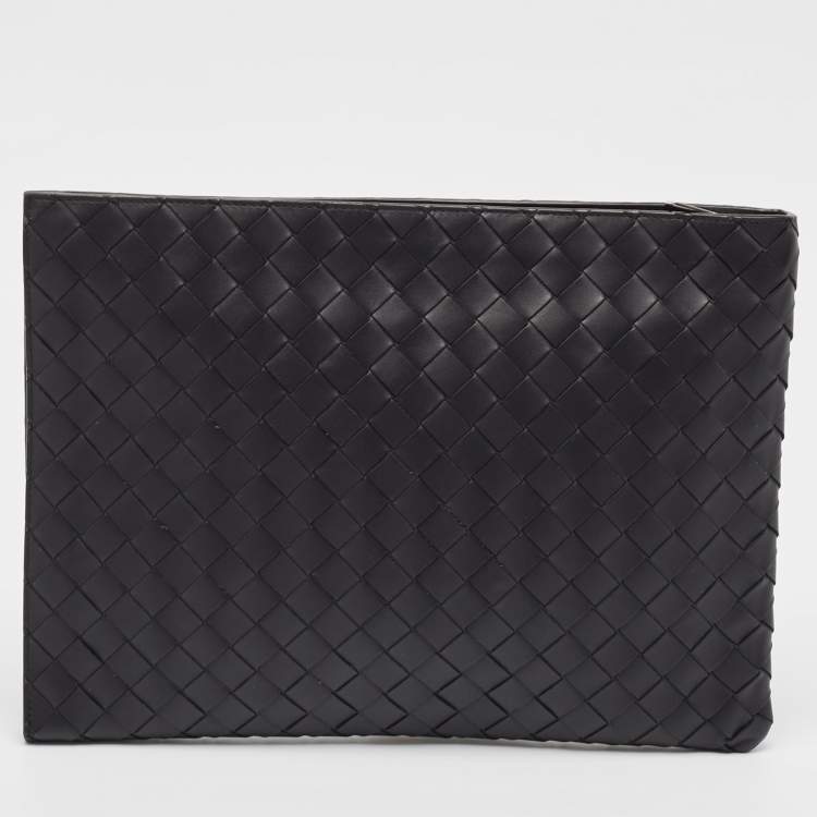 Pre Owned Bottega Veneta Black Intrecciato Leather Pouch