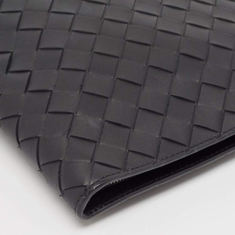 Pre Owned Bottega Veneta Black Intrecciato Leather Pouch