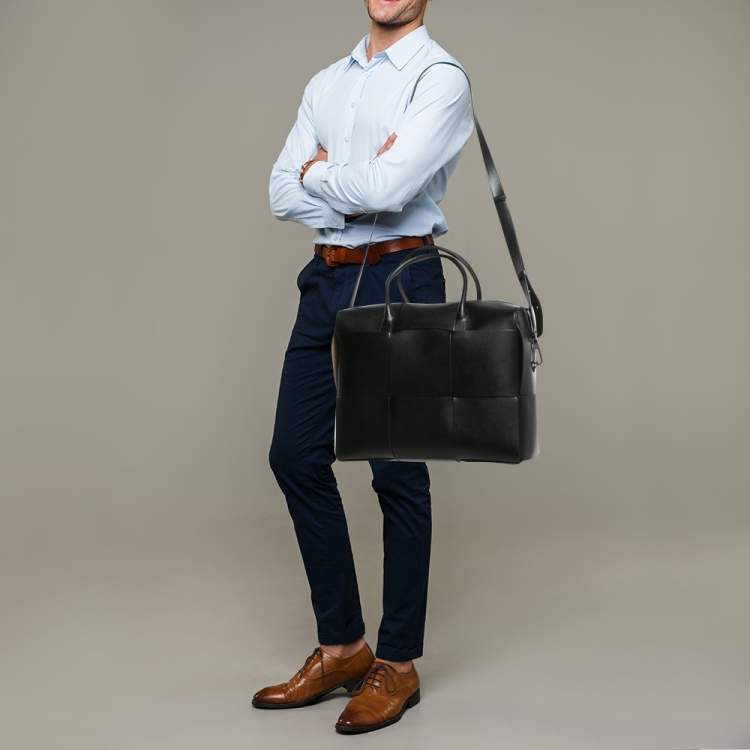 Pre Owned Bottega Veneta Black Intrecciato Arco Briefcase Bag