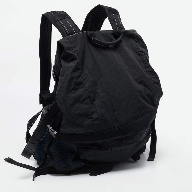 Pre Owned Bottega Veneta Black/Blue Nylon Paper Touch Backpack