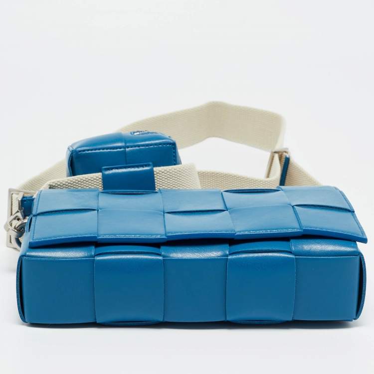 Pre Owned Bottega Veneta Blue Intreccio Leather Medium Cassette Crossbody Bag