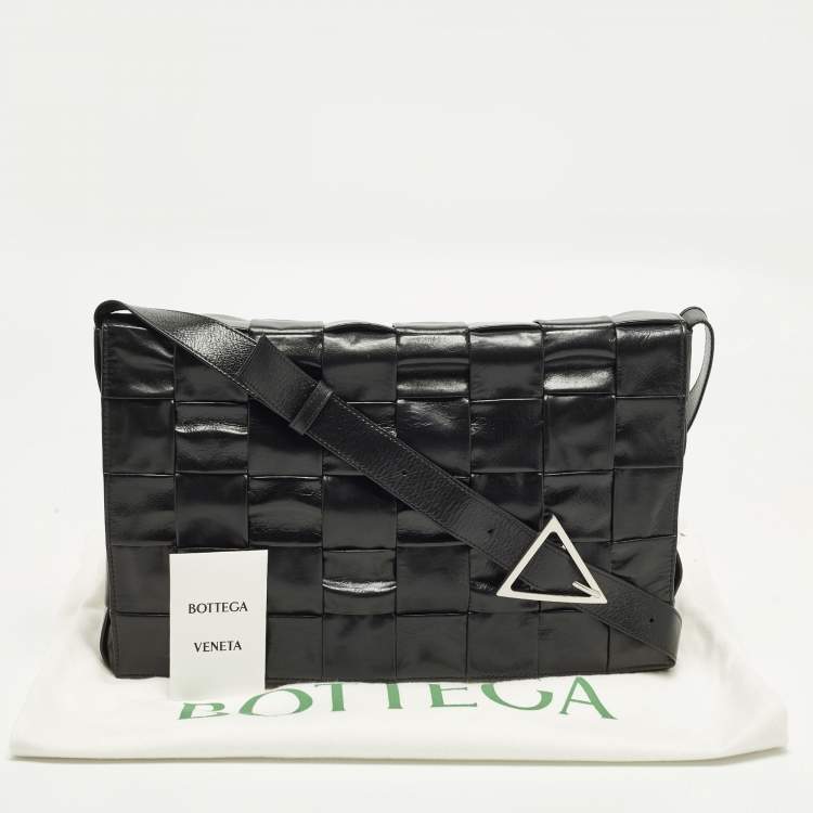 Pre Owned Bottega Veneta Cassette Black Maxi Intrecciato Leather Shoulder Bag