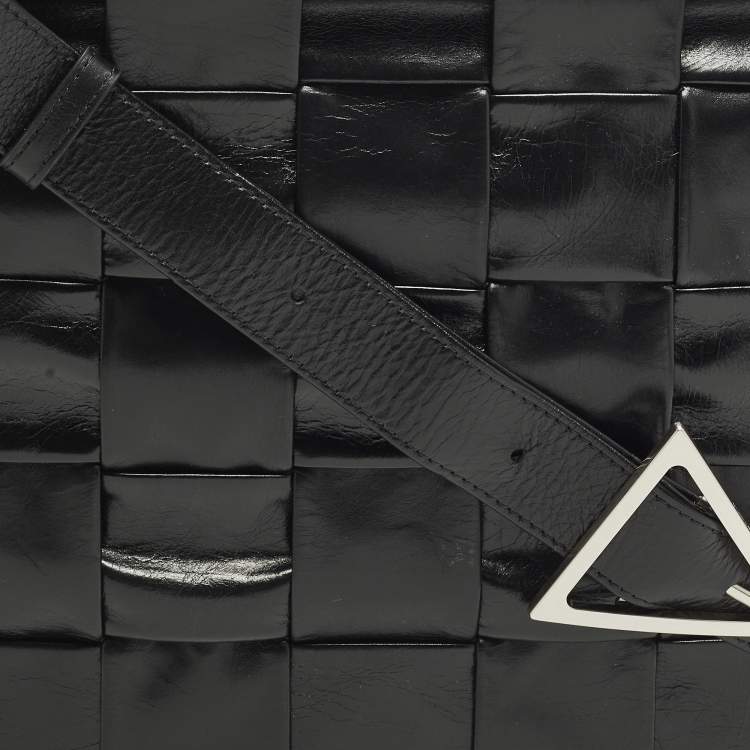 Pre Owned Bottega Veneta Cassette Black Maxi Intrecciato Leather Shoulder Bag