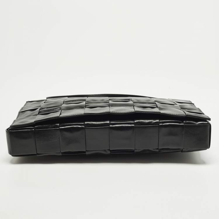 Pre Owned Bottega Veneta Cassette Black Maxi Intrecciato Leather Shoulder Bag