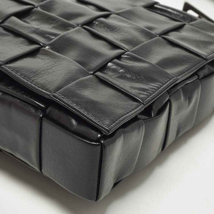 Pre Owned Bottega Veneta Cassette Black Maxi Intrecciato Leather Shoulder Bag