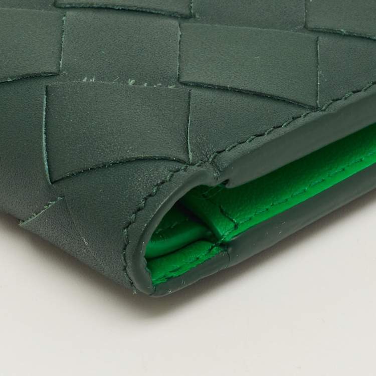 Pre Owned Bottega Veneta Dark Green Intrecciato Leather Bifold Wallet