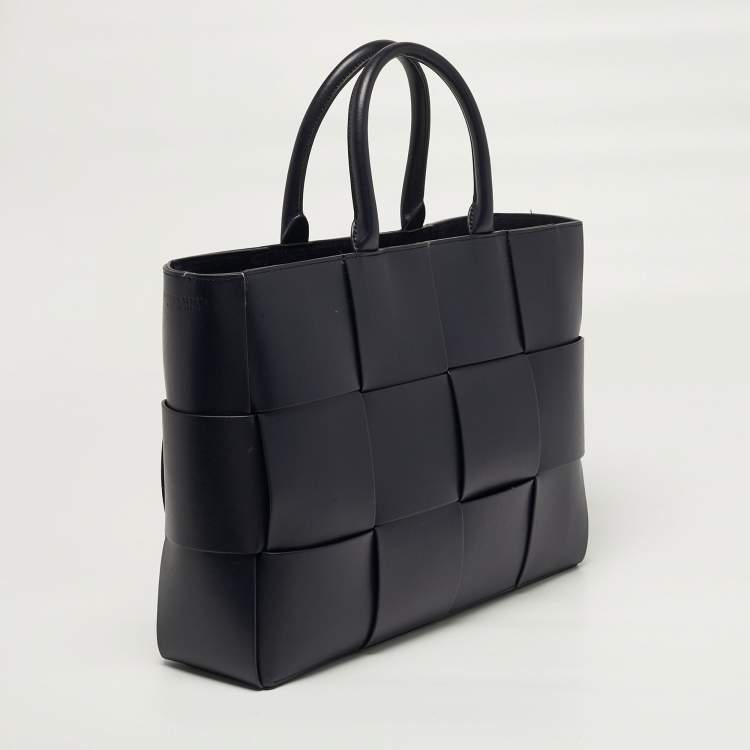 Pre Owned Bottega Veneta Arco Medium Intreccio Leather Tote