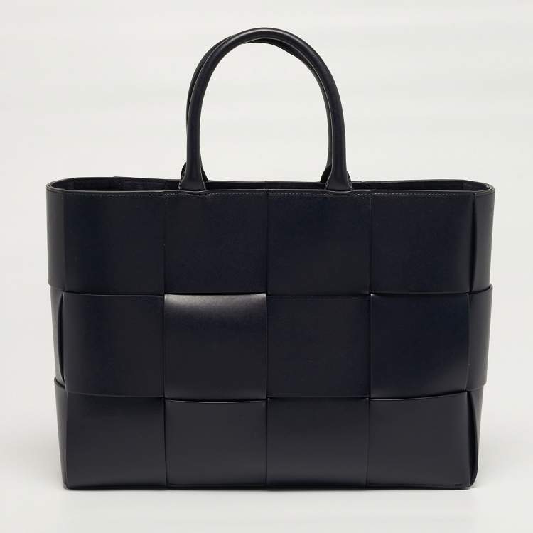 Pre Owned Bottega Veneta Arco Medium Intreccio Leather Tote