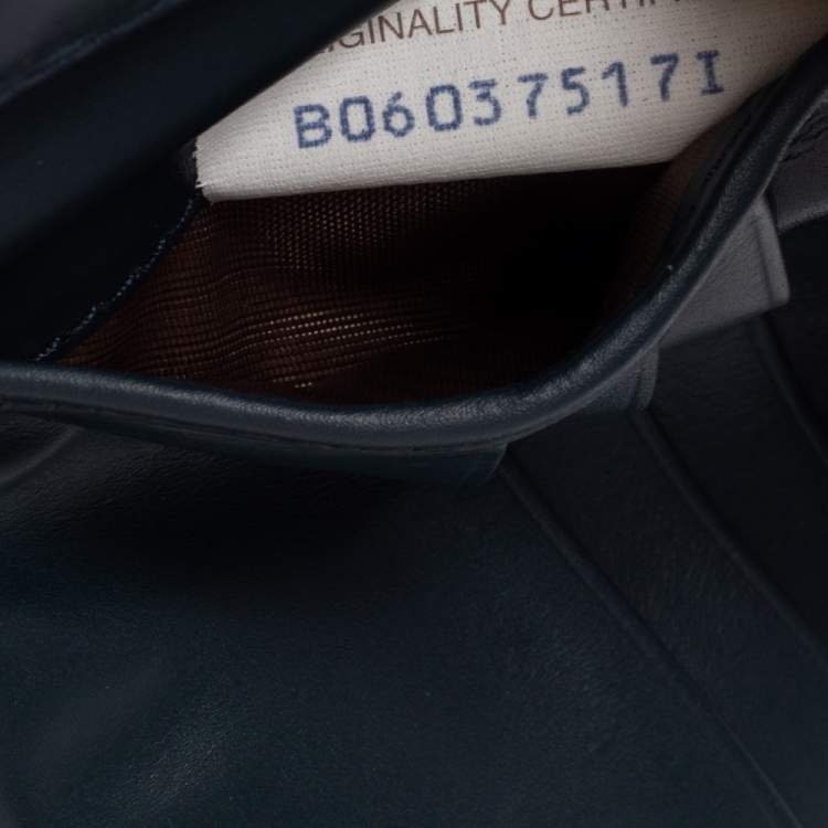 Pre Owned Bottega Veneta Navy Blue Intrecciato Leather Bifold Wallet