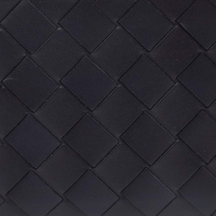 Pre Owned Bottega Veneta Black Intrecciato Leather Bifold Wallet