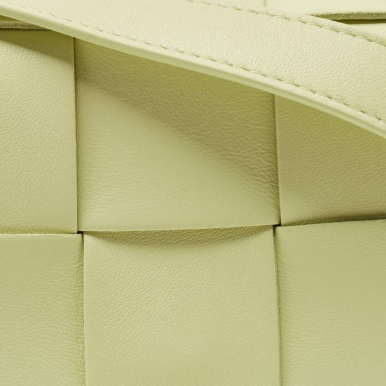 Pre Owned Bottega Veneta Yellow Green Intrecciato Leather Mini Cassette Messenger Bag