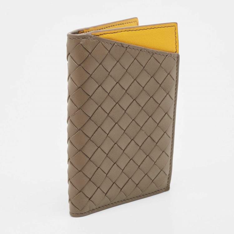 Pre Owned Bottega Veneta Brown/Yellow Intrecciato Leather Bifold Card Case