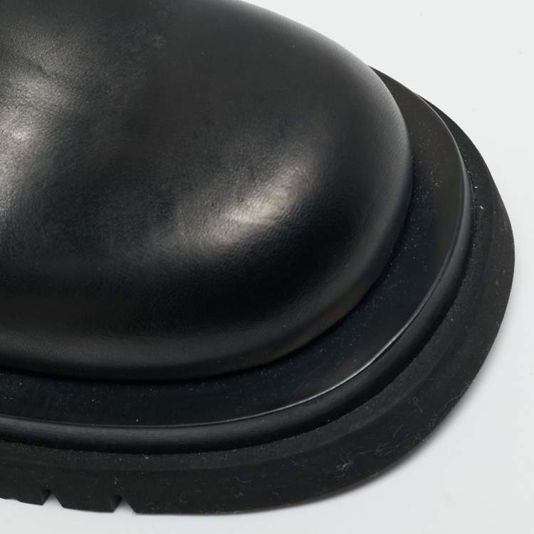 مملوكة مسبقًا Bottega Veneta Lug Size 40 Black Leather Chelsea Boots