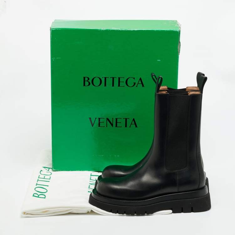مملوكة مسبقًا Bottega Veneta Lug Size 40 Black Leather Chelsea Boots