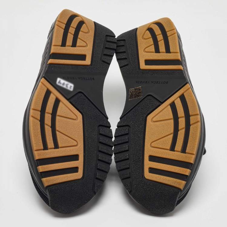مملوكة مسبقًا Bottega Veneta Black Mesh Speedster Sneakers Size 44