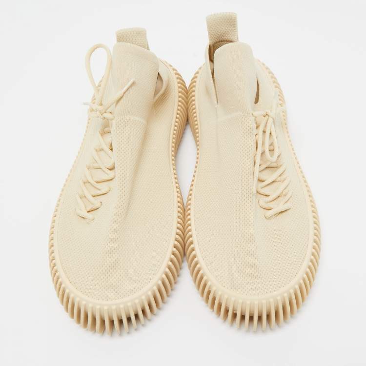 Pre Owned Bottega Veneta Beige Fabric Lace Up Low Top Sneakers Size 42