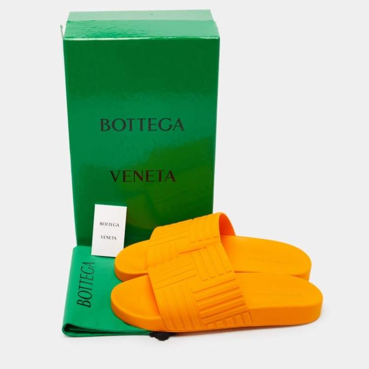 Pre Owned Bottega Veneta Orange Rubber Slides Size 43