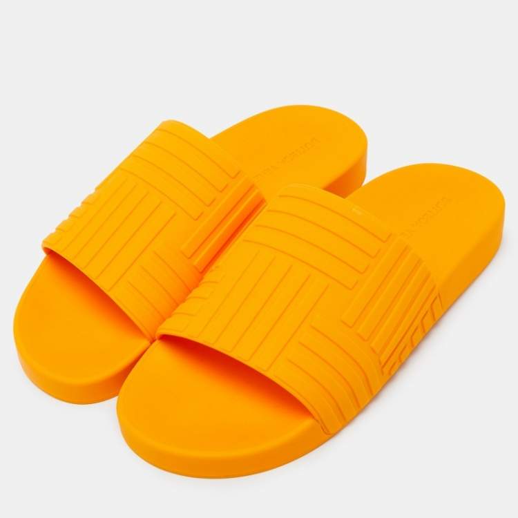 Pre Owned Bottega Veneta Orange Rubber Slides Size 43