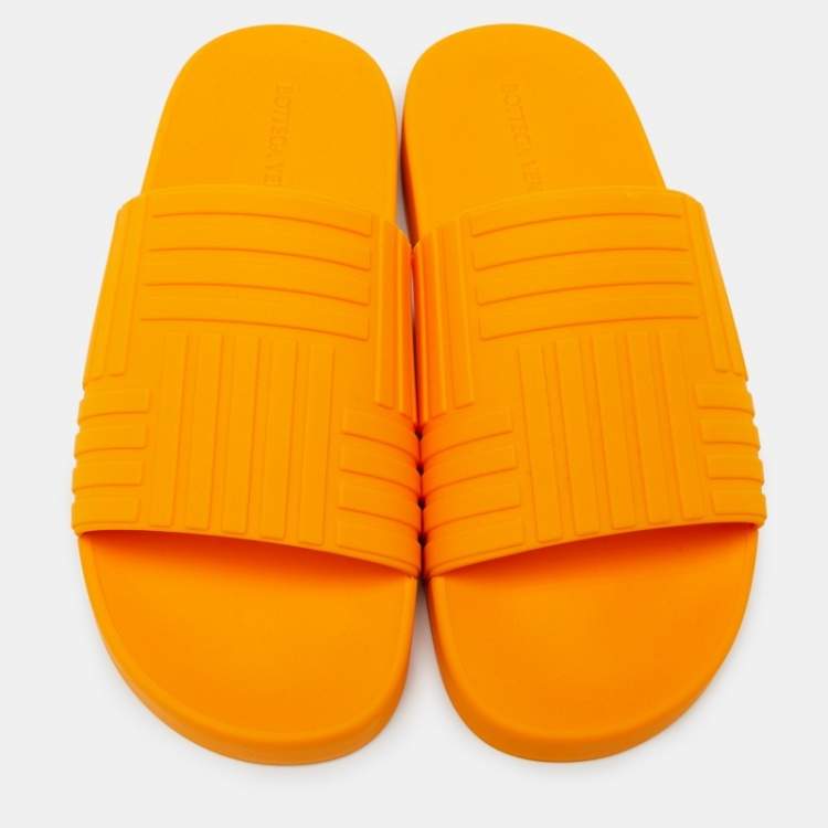Pre Owned Bottega Veneta Orange Rubber Slides Size 43