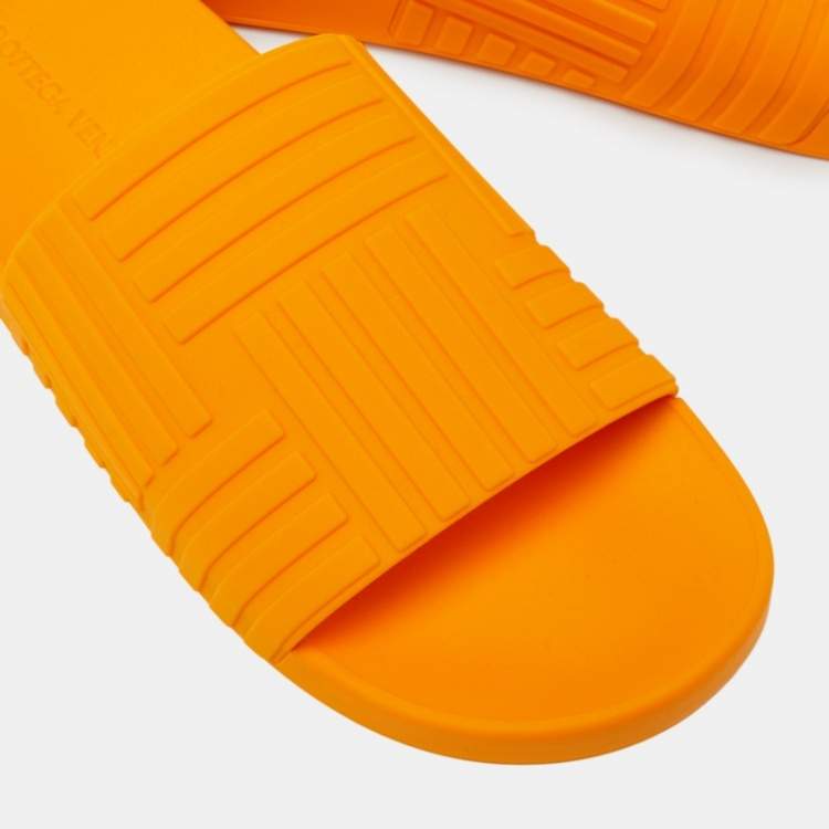 Pre Owned Bottega Veneta Orange Rubber Slides Size 43