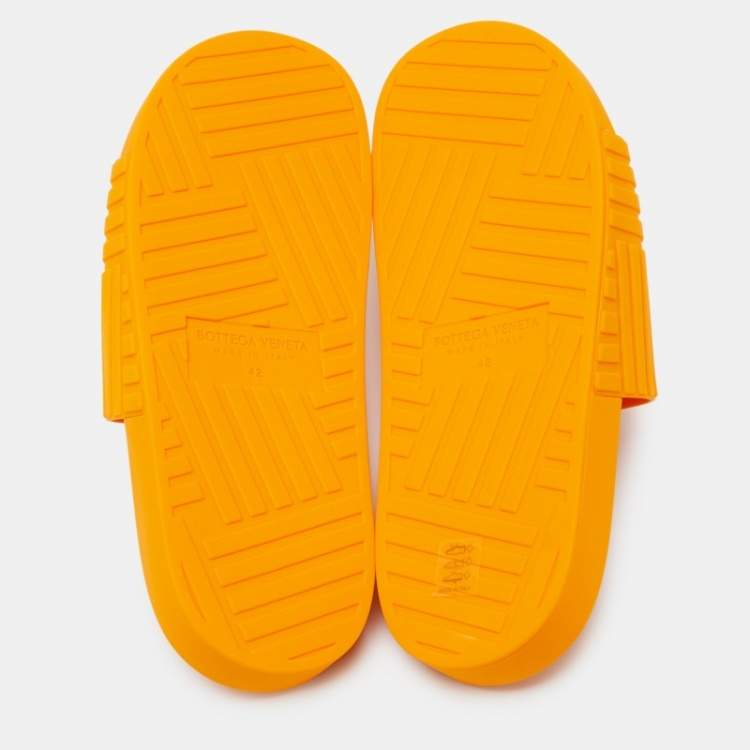 Pre Owned Bottega Veneta Orange Rubber Slides Size 42