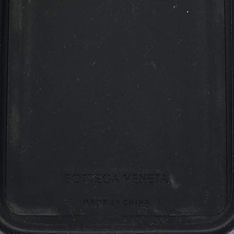 Pre Owned Bottega Veneta Black Intrecciato Rubber Silicone iPhone 13 Case