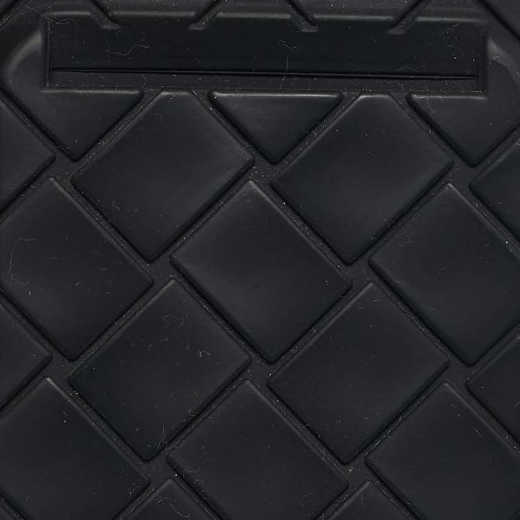 Pre Owned Bottega Veneta Black Intrecciato Rubber Silicone iPhone 13 Case