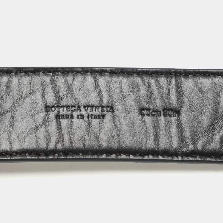 مملوكة مسبقًا Bottega Veneta Navy Blue Intrecciato Leather Buckle Belt 95CM