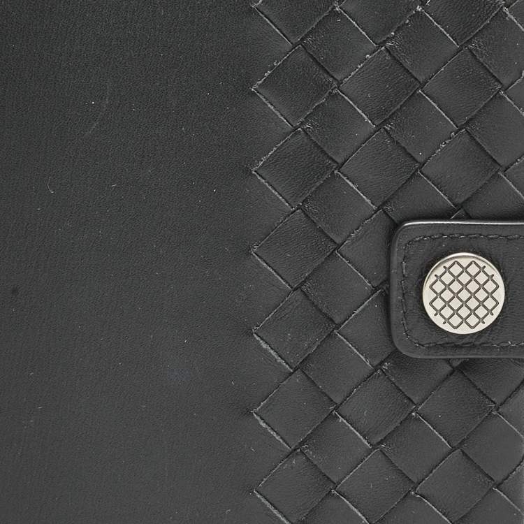 Pre Owned Bottega Veneta Black Intrecciato Leather Passport Holder