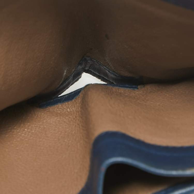 Pre Owned Bottega Veneta Dark Blue Intrecciato Leather Bifold Wallet