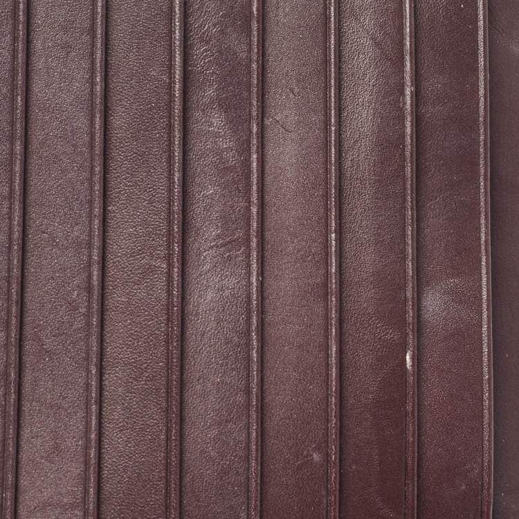مملوكة مسبقًا Bottega Veneta Dark Burgundy Intrecciato Leather Card Holder