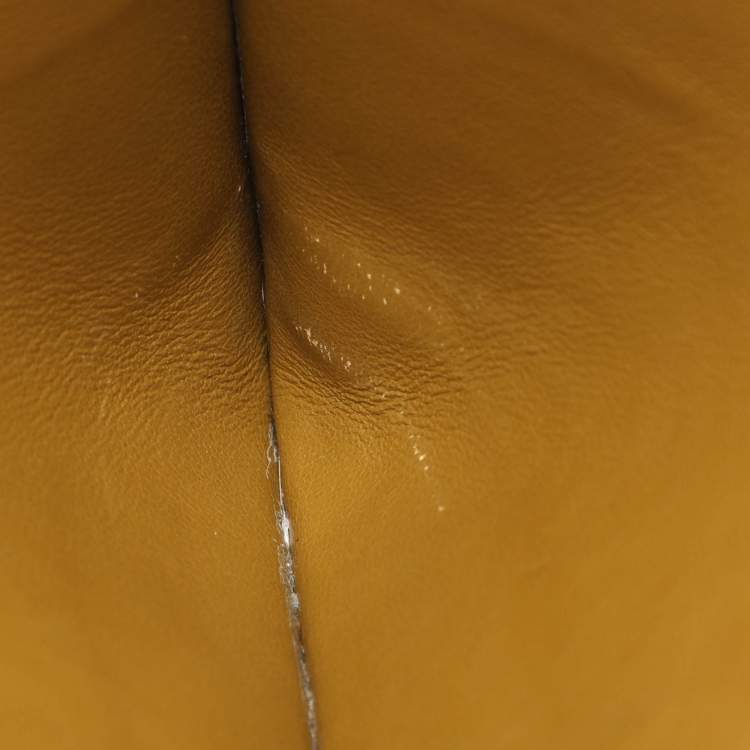 Pre Owned Bottega Veneta Gold Intrecciato Leather Card Holder