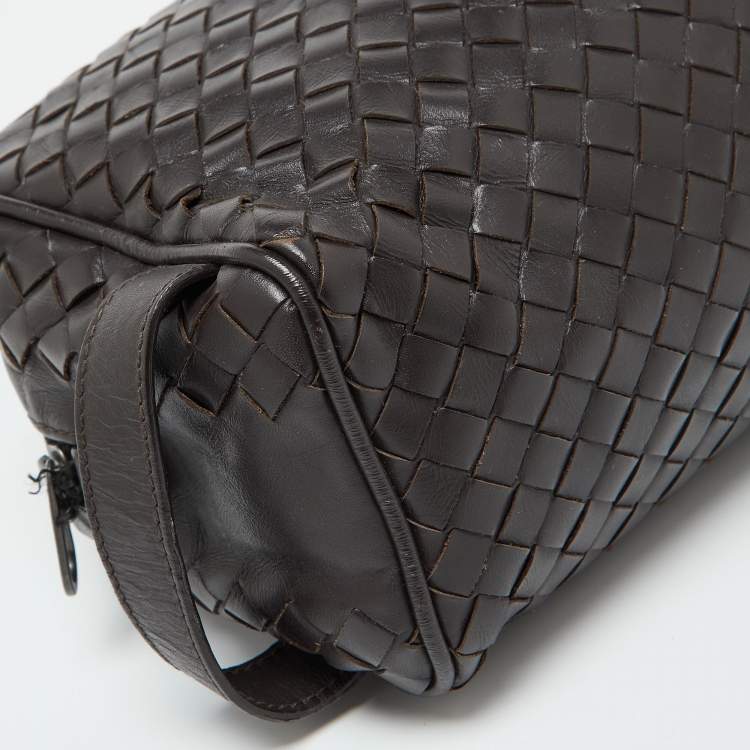 مملوكة مسبقًا Bottega Veneta Dark Brown Intrecciato Leather Travel Pouch