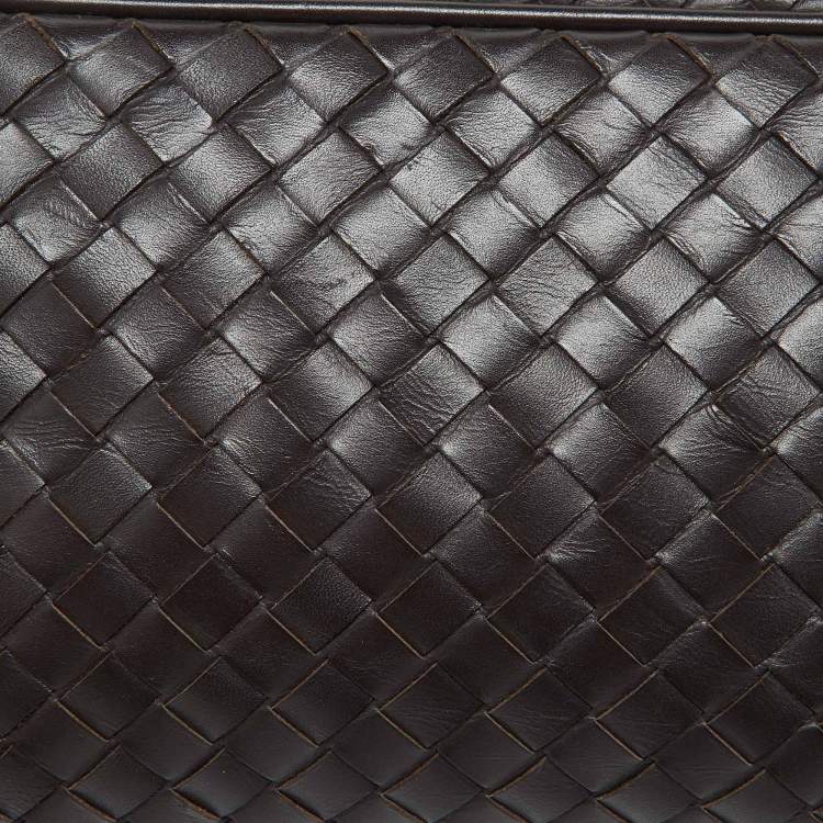 مملوكة مسبقًا Bottega Veneta Dark Brown Intrecciato Leather Travel Pouch