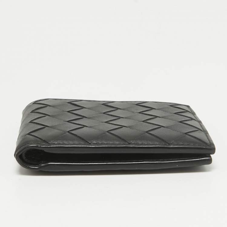 مملوكة مسبقًا Bottega Veneta Black Intrecciato Leather Bifold Wallet
