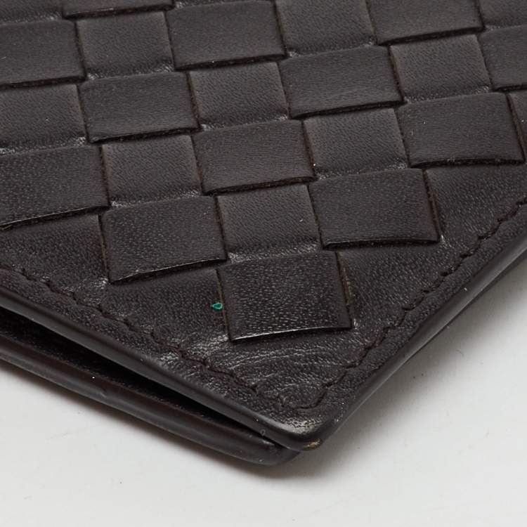 Pre Owned محفظة بوتيغا فينيتا جلد أنترشياتو ثنائية الطي بنية داكنة