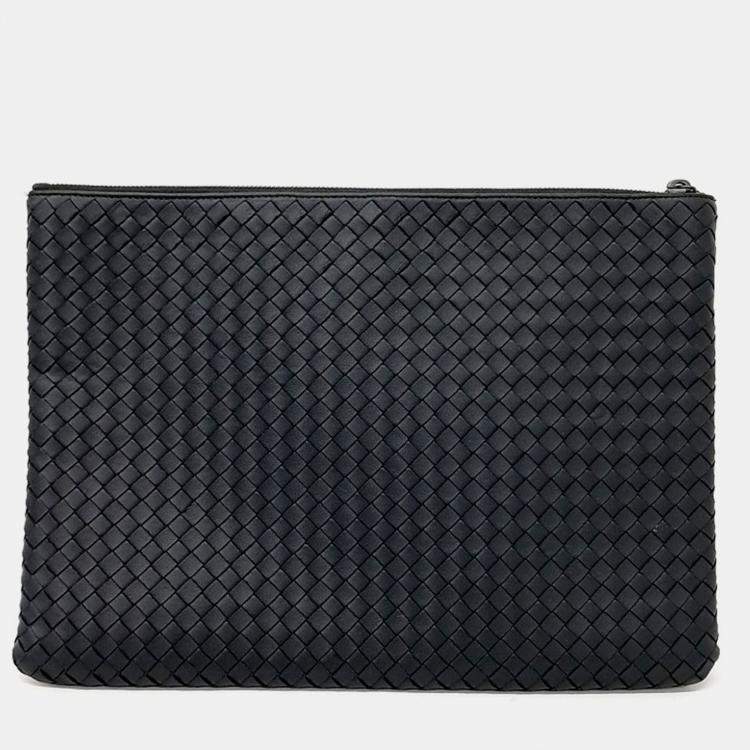 Pre Owned Bottega Veneta Black Leather mesh clutch