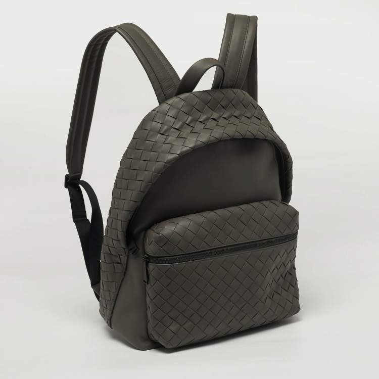 Pre Owned حقيبة ظهر بوتيغا فينيتا جلد انتريشياتو رمادية